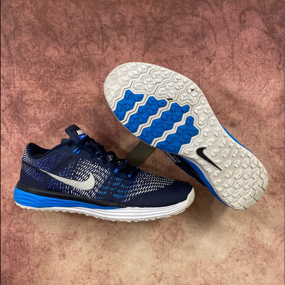 Nike Luna Caldra